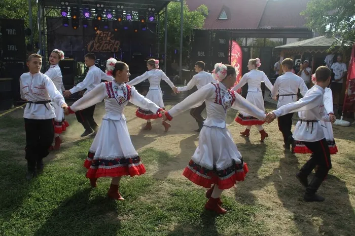 ERcJElfZ0UQ
